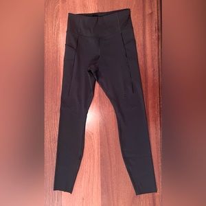 NEW Brooks leggings, size small